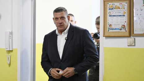 Кандев към Вълчев: Мъжеството не се мери с гръмки приказки, а с постъпки