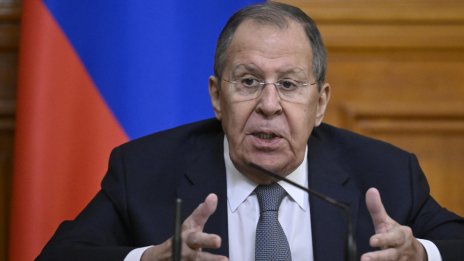 Лавров: Русия иска пакет от документи за дълготраен мир в Украйна