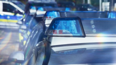 Турската полиция арестува 77 души при операция срещу терористична организация