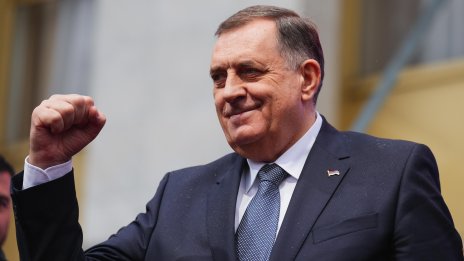 Лидерът на босненските сърби Додик е в Москва въпреки заповедта за арест