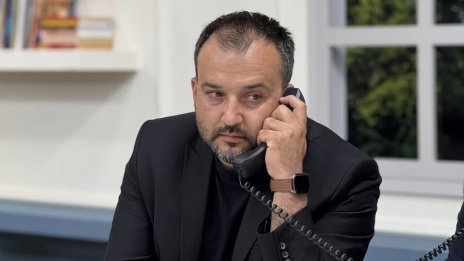 Миле Лефков - депутатът на Мицкоски, който е самотен македонец във фамилия от българи