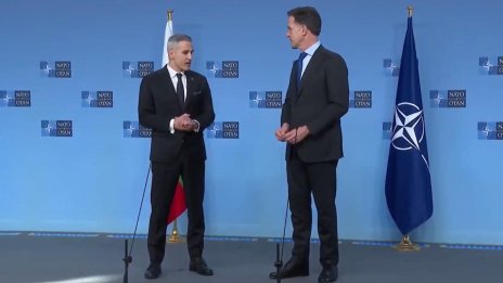 Гюров към Рюте: България остава твърдо ангажирана в НАТО