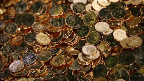 "Билд":  Скоро ще пристигнат нови милиарди евромонети от България