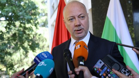Желязков: Живеем в свят, който е в безпрецедентна конкуренция и надпревара
