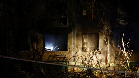 След руски атаки: Половината територия на Киев е без ток