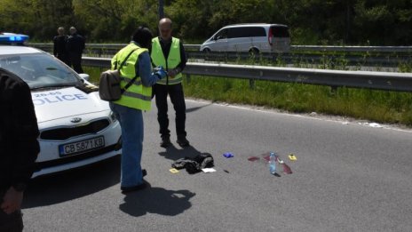 Екшън в Хасково: Гонка с полиция и прострелян млад мъж