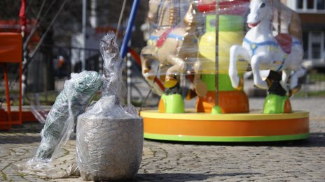 Дете на 12 години падна от атракцион в "Младост" 3 в София