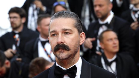 Актьорът Шая Лабъф се сби в заведение и го арестуваха ВИДЕО