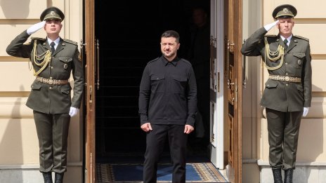Зеленски благодари на Тръмп за “милите думи“ по случай Деня на независимостта на Украйна
