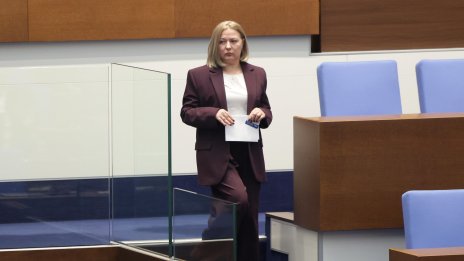 От ПП-ДБ призоваха Йотова да наложи вето на промените в ИК