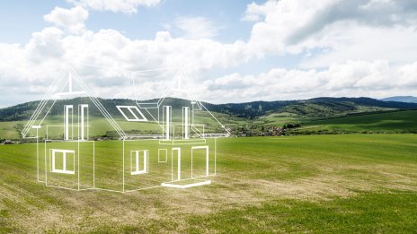 Полезни съвети преди първата крачка: Как да изберем парцел за строеж на къща?