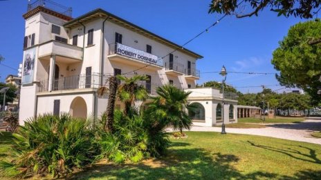 Италиански град купи вилата на Мусолини за читалня 