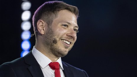 Синът на Нетаняху се е завърнал от САЩ поради заплаха