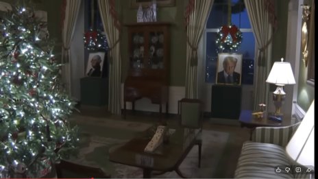 Мелания показа пищната коледна украса в Белия дом