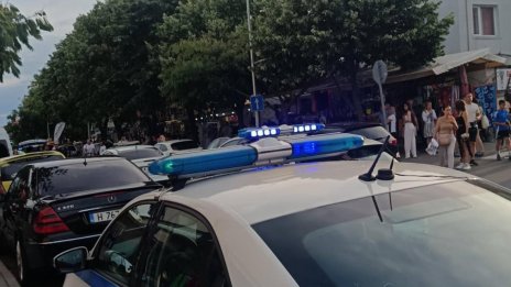 Задържаха мъж след меле в Плевен