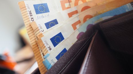 Служителят ще има право да знае заплатите за своята длъжност във фирмата
