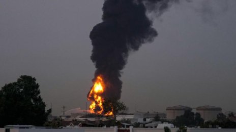 Кувейт и ОАЕ са под обстрел, отблъскват ракети и дронове