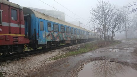 Пътнически влак прегази жена край Стара Загора