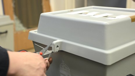 Близо 5000 ще гласуват на изборите на 19 април в болници