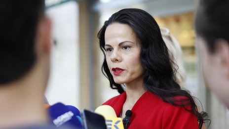 Ивкова за напускането на Кунчев: Чистка в МЗ няма