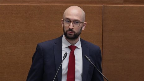 Клисурски: Цените на петрола вече бележат спад между 15 и 20%