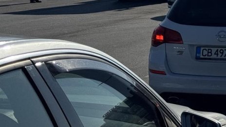 Движението на АМ "Тракия" е възстановено в района на пожара