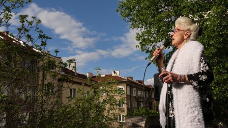 Как Джордж Харисън чака 20 години да се срещне с Янка Рупкина? 