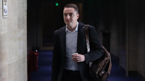 Божанков определи оставката на Кирил Петков като достойна постъпка