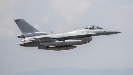 Първото бойно дежурство на F-16 у нас ще бъде поето най-рано през 2026 г.