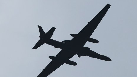 Защо е толкова трудно да се летят самолети на голяма надморска височина?