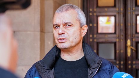 Костадинов: Само "Възраждане" може да преговаря с Иран, за да няма атака срещу нас