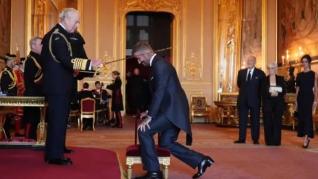 Чарлз ръкоположи Бекъм за рицар