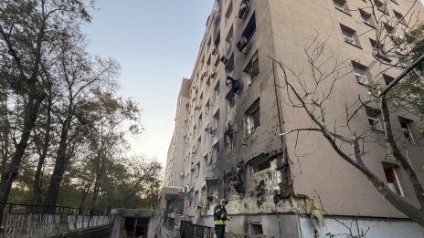 Украйна залага на AI установки с картечници срещу руските дронове