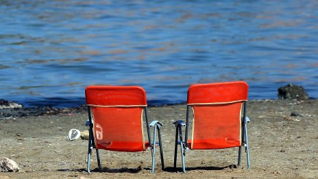 Температурата на морската вода в Румъния падна до 13° въпреки жегите