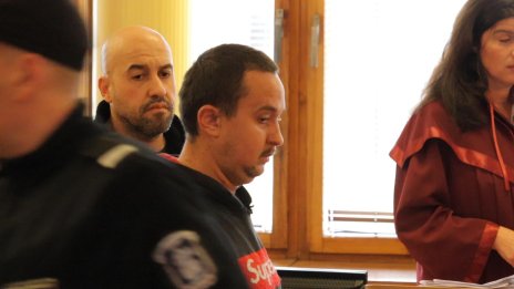 Оставиха в ареста Иван, който втори път наръга жена в Бургас 