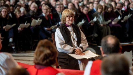 Интронизация в Кентърбъри: Жена оглави англиканската църква
