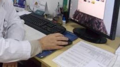 Лекари искат таксата при джипи да е половин процент от МРЗ догодина