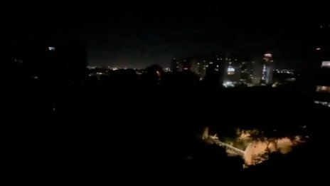 Ирак потъна в пълен мрак