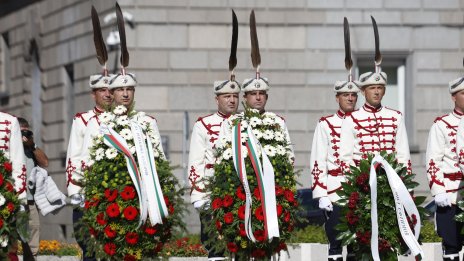 В кадър: София отбелязва 118 години Независимост на България