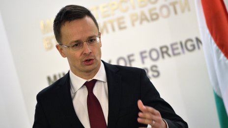 Сиярто проговори след загубата на Орбан: Обвиненията срещу мен ме натъжиха