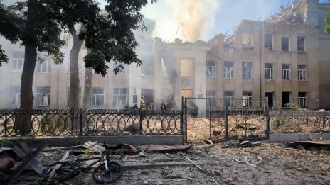 Русия удари Днепър с балистични ракети, порази цивилен влак