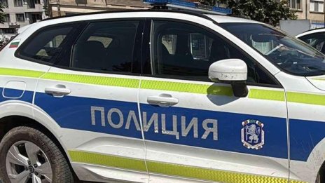 Шофьор с 2,38 промила алкохол се блъсна в светофар в Добрич