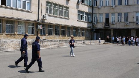 Сигнали за бомби в институции, детски градини, болници отново заливат страната