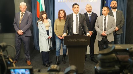  МЕЧ: Киселова е скрила сигнали за "Величие" за документи и източване на държавен ресурс 