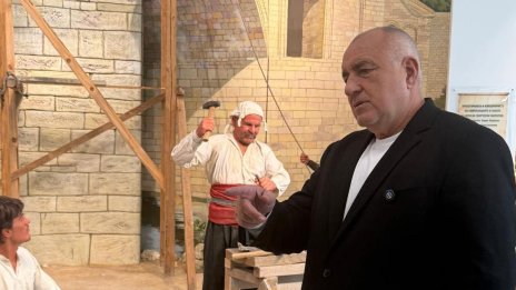 Борисов с мъдър цитат от Колю Фичето : Не правете дувари, а мостове