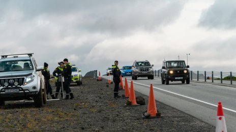 Исландия, единствената страна членка на НАТО без армия, се стреми да засили сигурността си