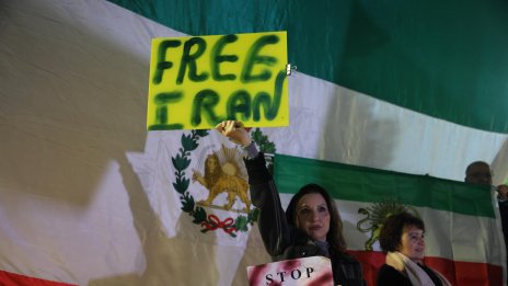 Възстановяват достъпа до интернет в Иран