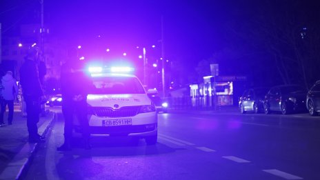 Намушкаха две жени до метростанция &ldquo;Васил Левски&rdquo; СНИМКИ