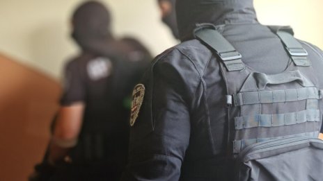 Задържаха рецидивист с екстази, амфетамин и кокаин в София