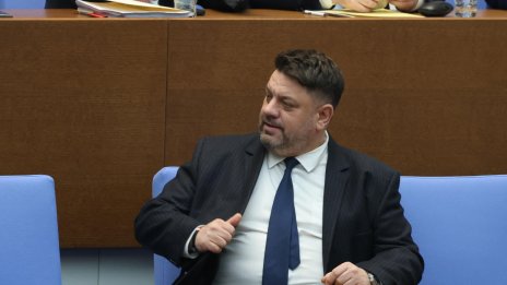 Вицепремиерът Зафиров: Няма да продаваме реакторите от АЕЦ Белене